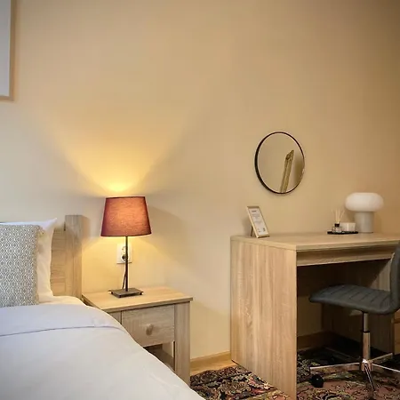 Appartement Centre For 6 Guests