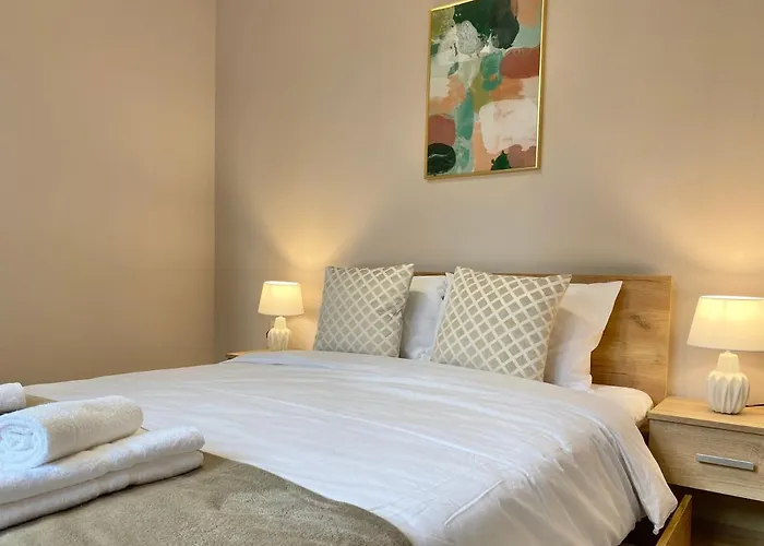 Centre For 6 Guests Apartment