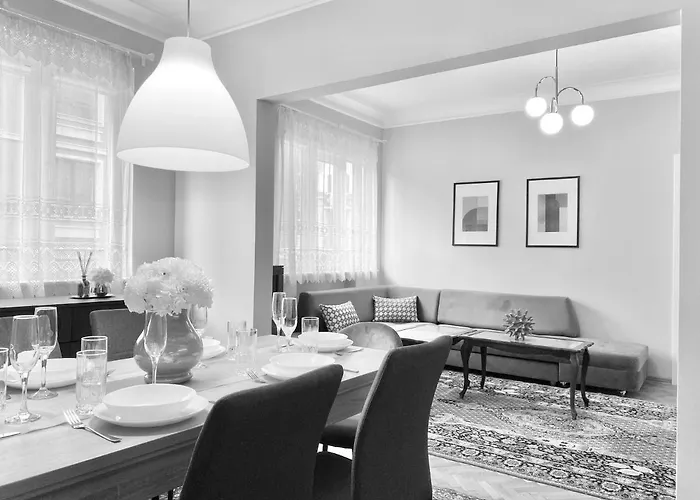 公寓 Centre For 6 Guests