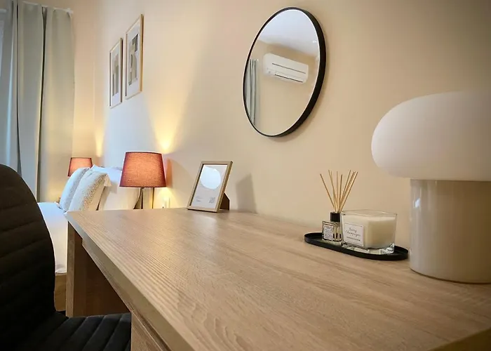 Apartment Centre For 6 Guests