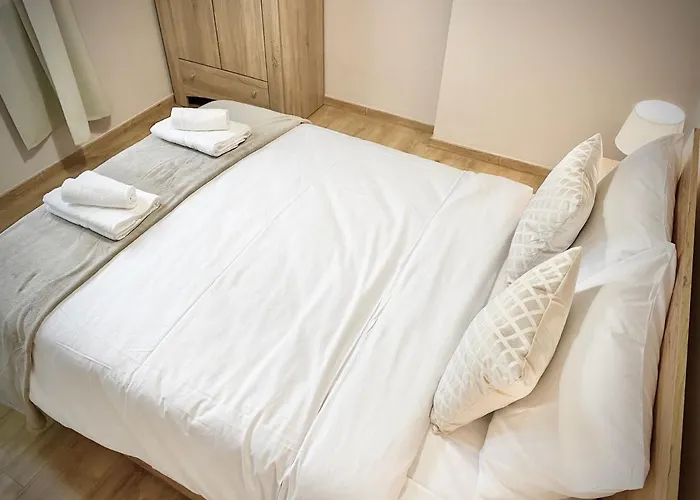 Centre For 6 Guests * 索菲亞